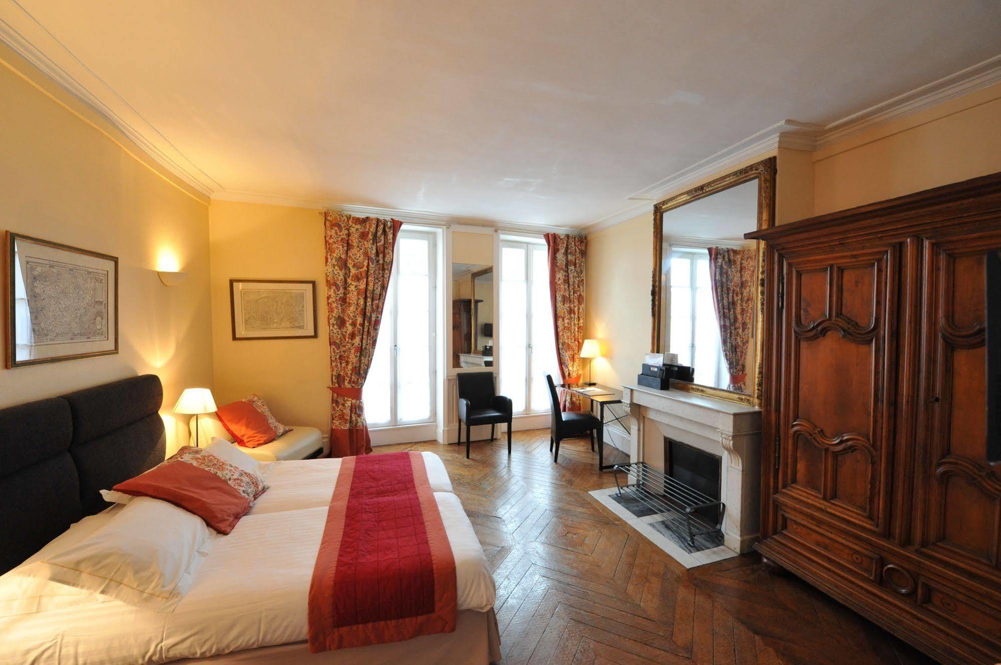 Hotel The Originals Boutique, Victoria, 3*